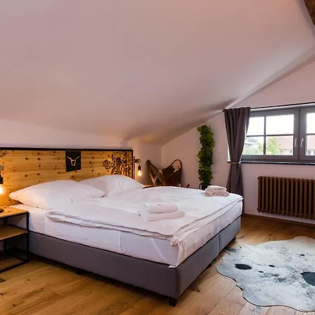 Pivní Nepomuk (Plzen-South)