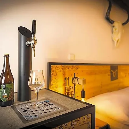 Pivni Hotel 3*