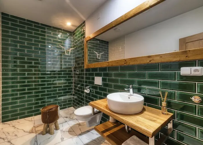 Pivni Hotel 3*